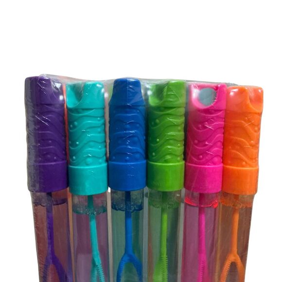 Fubbles Giant Bubble Wand 12 Pack 4 oz each Non-toxic No Dyes Party Pack - Picture 5 of 5
